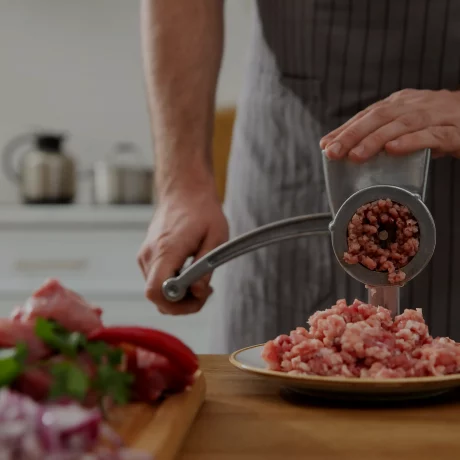 نکات ایمنی هنگام استفاده از چرخ گوشت