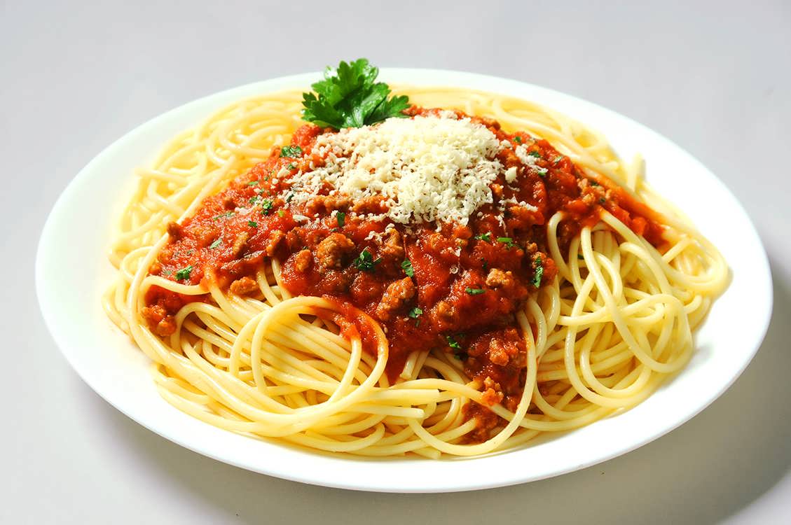 سس بولونز (Ragù alla Bolognese): طعم اصیل ایتالیا