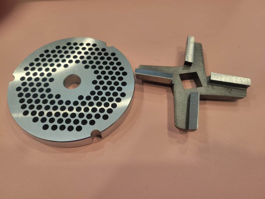 ویژگی های تیغه های چرخ گوشت