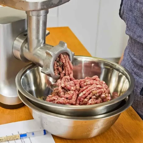 گیر کردن گوشت در چرخ گوشت