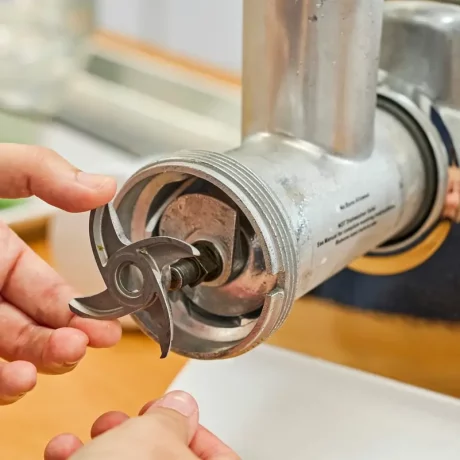 علت افت توان چرخ گوشت