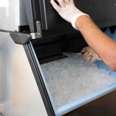 یخساز مناسب برای رستوران